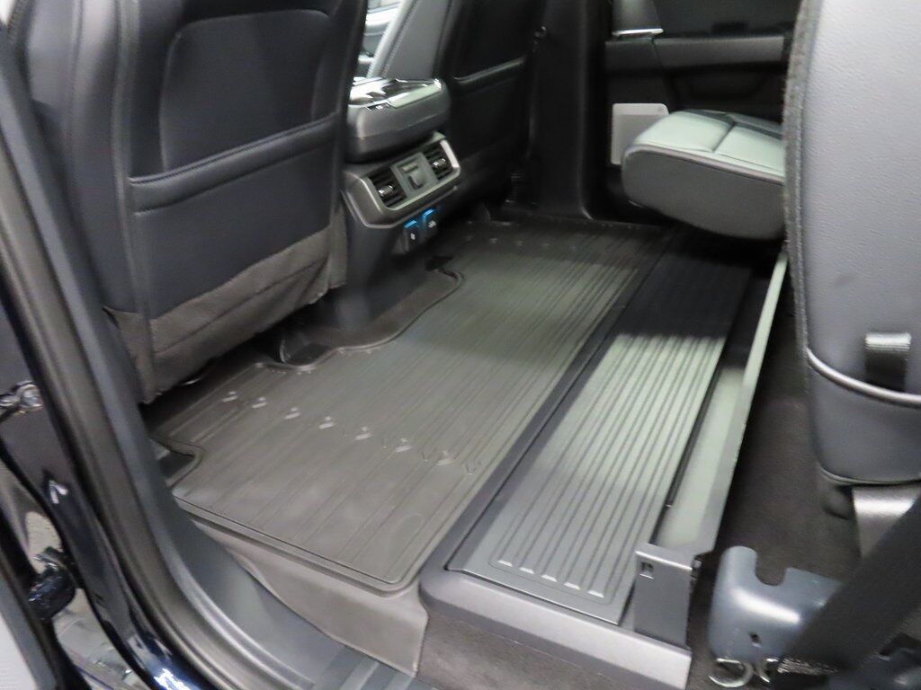 2025 Ford F-150 4x4 SuperCrew Lariat Fond du Lac WI 2025 Ford F-150 4x4 SuperCrew Lariat Fond du Lac WI