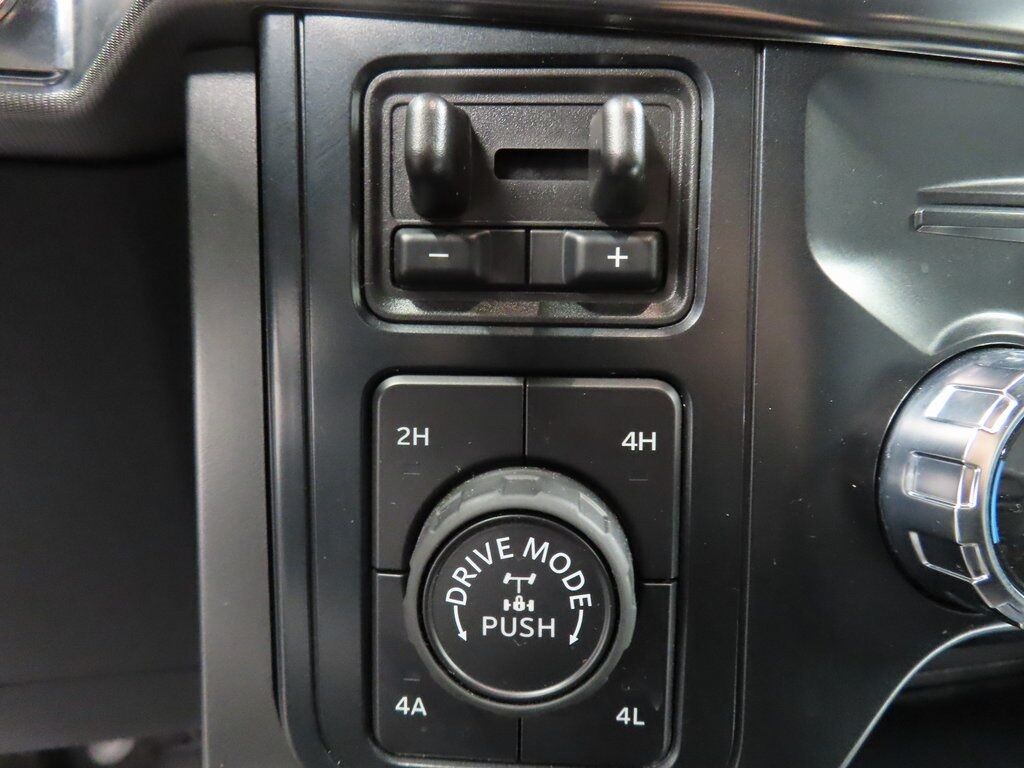 2025 Ford F-150 4x4 SuperCrew Lariat Fond du Lac WI 2025 Ford F-150 4x4 SuperCrew Lariat Fond du Lac WI