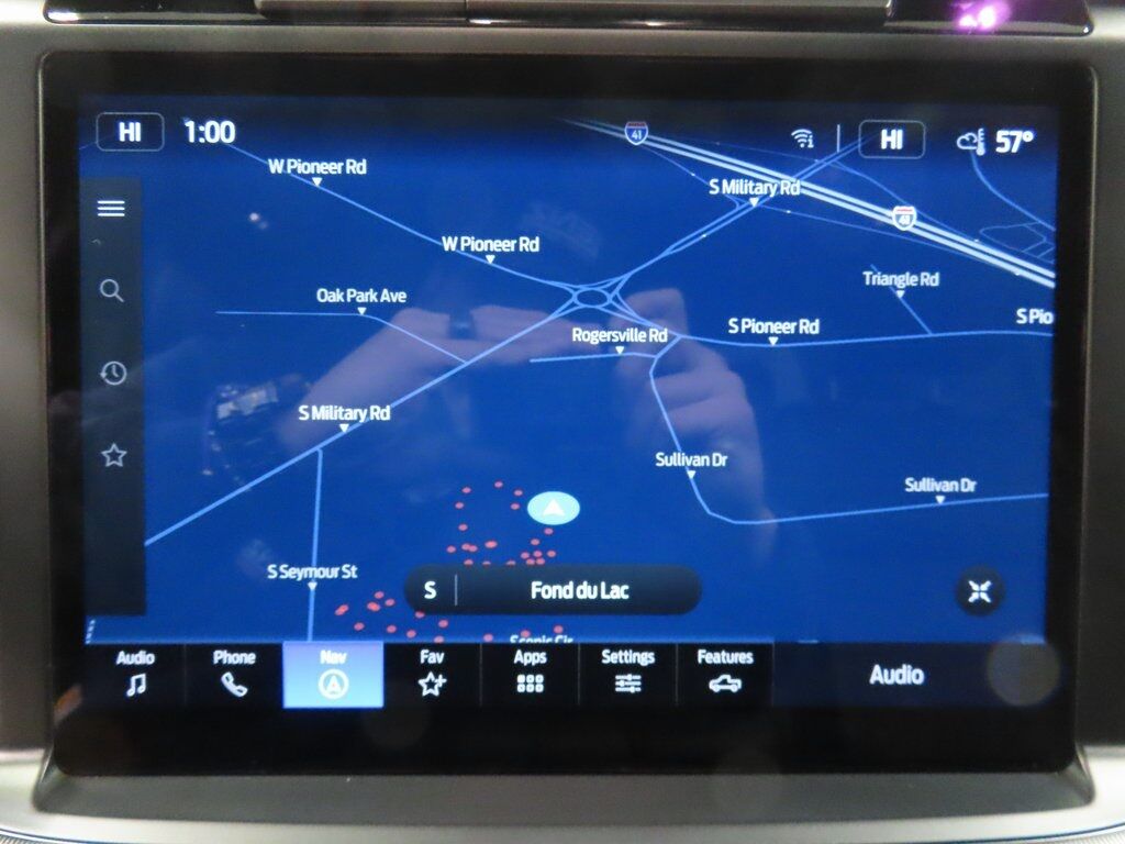 2025 Ford F-150 4x4 SuperCrew Lariat Fond du Lac WI 2025 Ford F-150 4x4 SuperCrew Lariat Fond du Lac WI