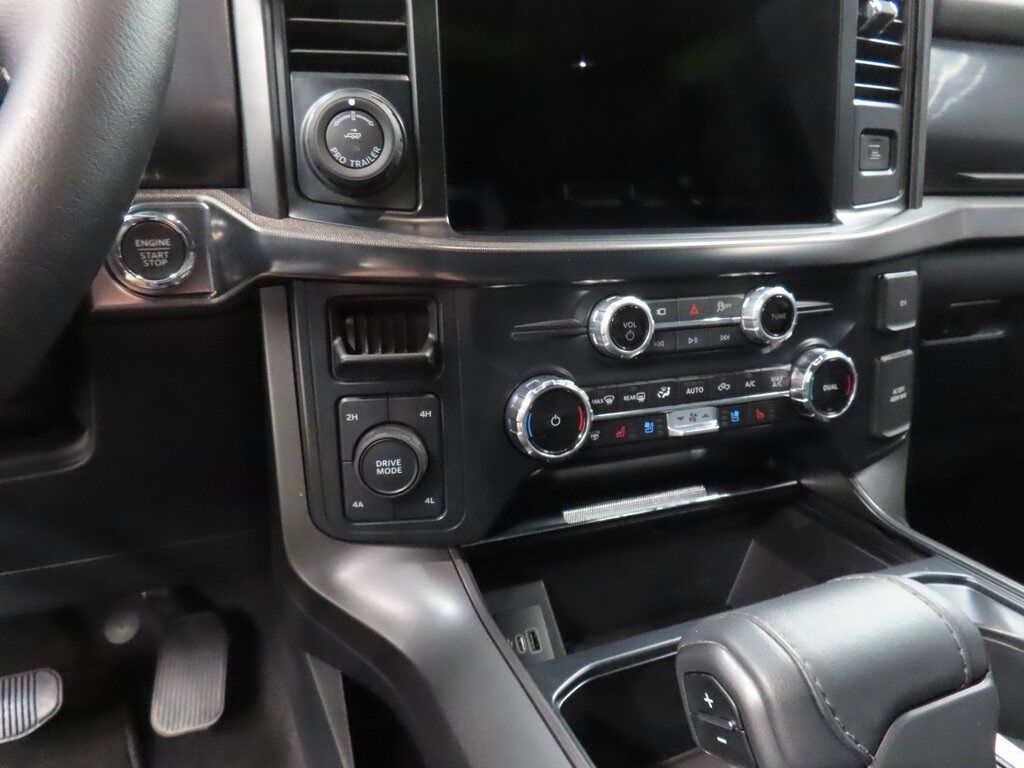 2025 Ford F-150 4x4 SuperCrew Lariat Fond du Lac WI 2025 Ford F-150 4x4 SuperCrew Lariat Fond du Lac WI