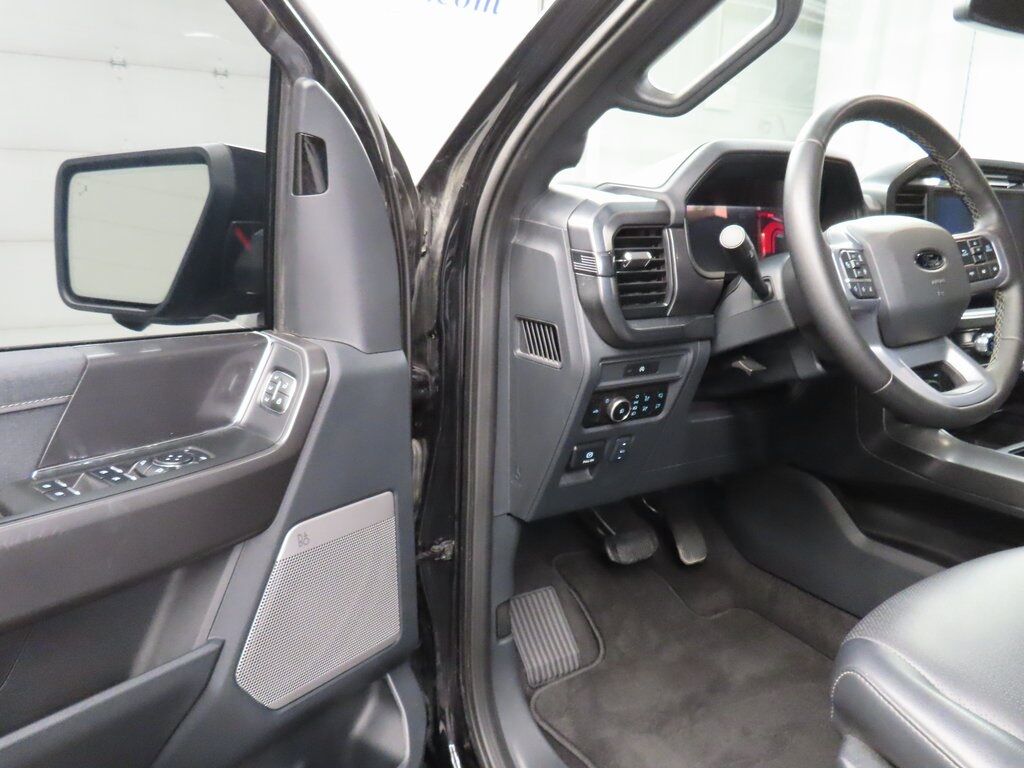 2025 Ford F-150 4x4 SuperCrew Lariat Fond du Lac WI 2025 Ford F-150 4x4 SuperCrew Lariat Fond du Lac WI