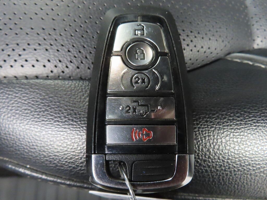 2025 Ford F-150 4x4 SuperCrew Lariat Fond du Lac WI 2025 Ford F-150 4x4 SuperCrew Lariat Fond du Lac WI