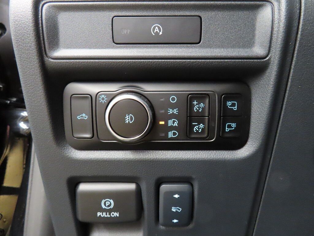 2025 Ford F-150 4x4 SuperCrew Lariat Fond du Lac WI 2025 Ford F-150 4x4 SuperCrew Lariat Fond du Lac WI