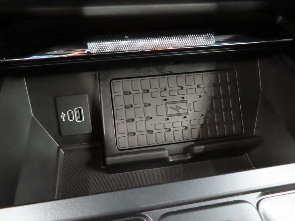 2025 Ford F-150 4x4 SuperCrew Platinum Fond du Lac WI 2025 Ford F-150 4x4 SuperCrew Platinum Fond du Lac WI