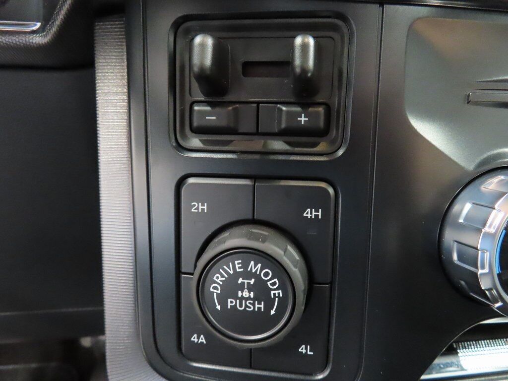 2025 Ford F-150 4x4 SuperCrew Platinum Fond du Lac WI 2025 Ford F-150 4x4 SuperCrew Platinum Fond du Lac WI