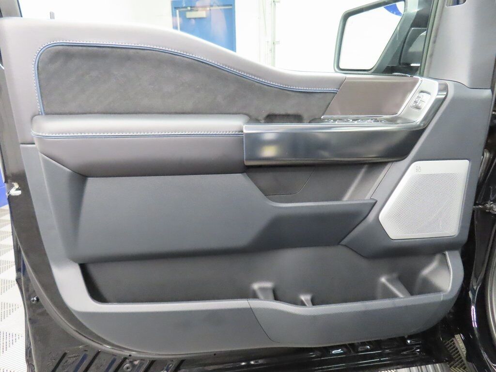 2025 Ford F-150 4x4 SuperCrew Platinum Fond du Lac WI 2025 Ford F-150 4x4 SuperCrew Platinum Fond du Lac WI