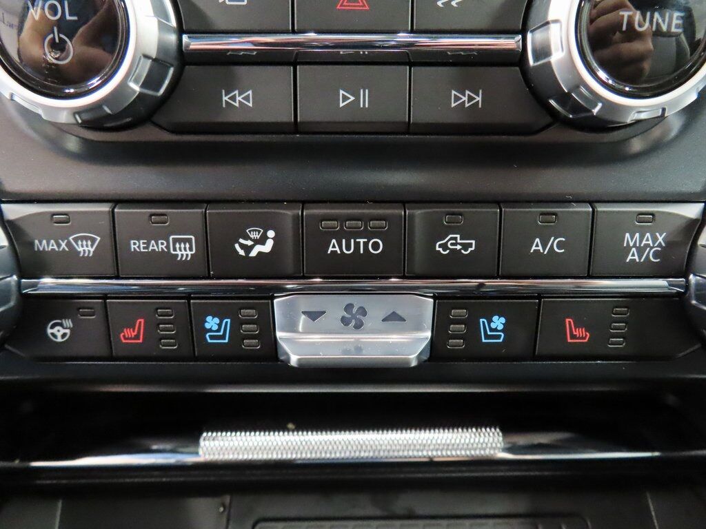 2025 Ford F-150 4x4 SuperCrew Platinum Fond du Lac WI 2025 Ford F-150 4x4 SuperCrew Platinum Fond du Lac WI