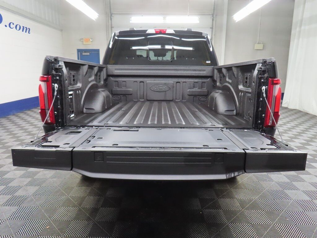 2025 Ford F-150 4x4 SuperCrew Platinum Fond du Lac WI 2025 Ford F-150 4x4 SuperCrew Platinum Fond du Lac WI