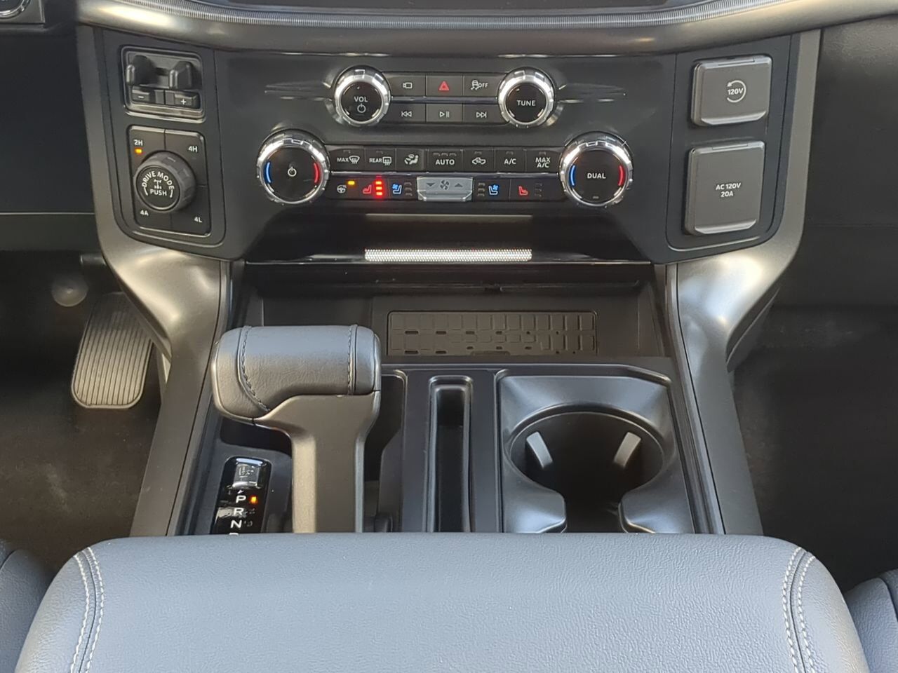 2025 Ford F-150 LARIAT Appleton WI