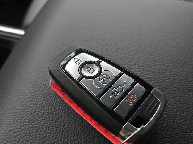 2025 Ford F-150 Lariat Watertown SD 2025 Ford F-150 Lariat Watertown SD