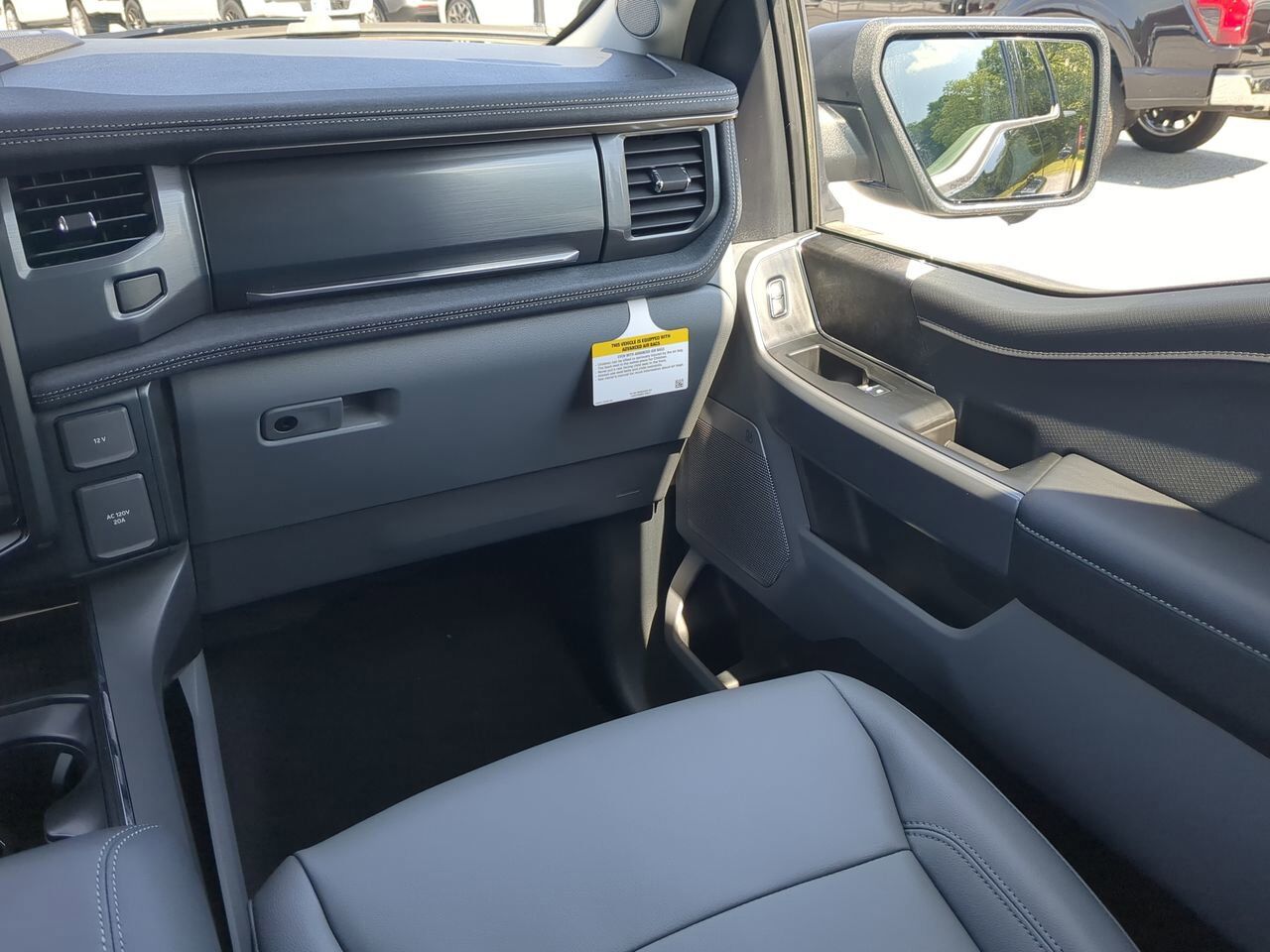 2025 Ford F-150 Lightning Flash Appleton WI