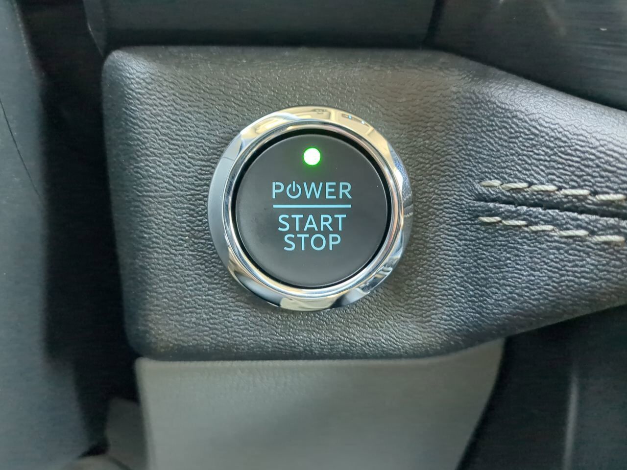 2025 Ford F-150 Lightning Flash Appleton WI