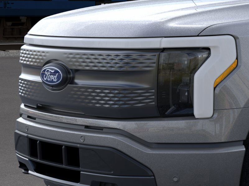 2025 Ford F-150 Lightning Flash Appleton WI