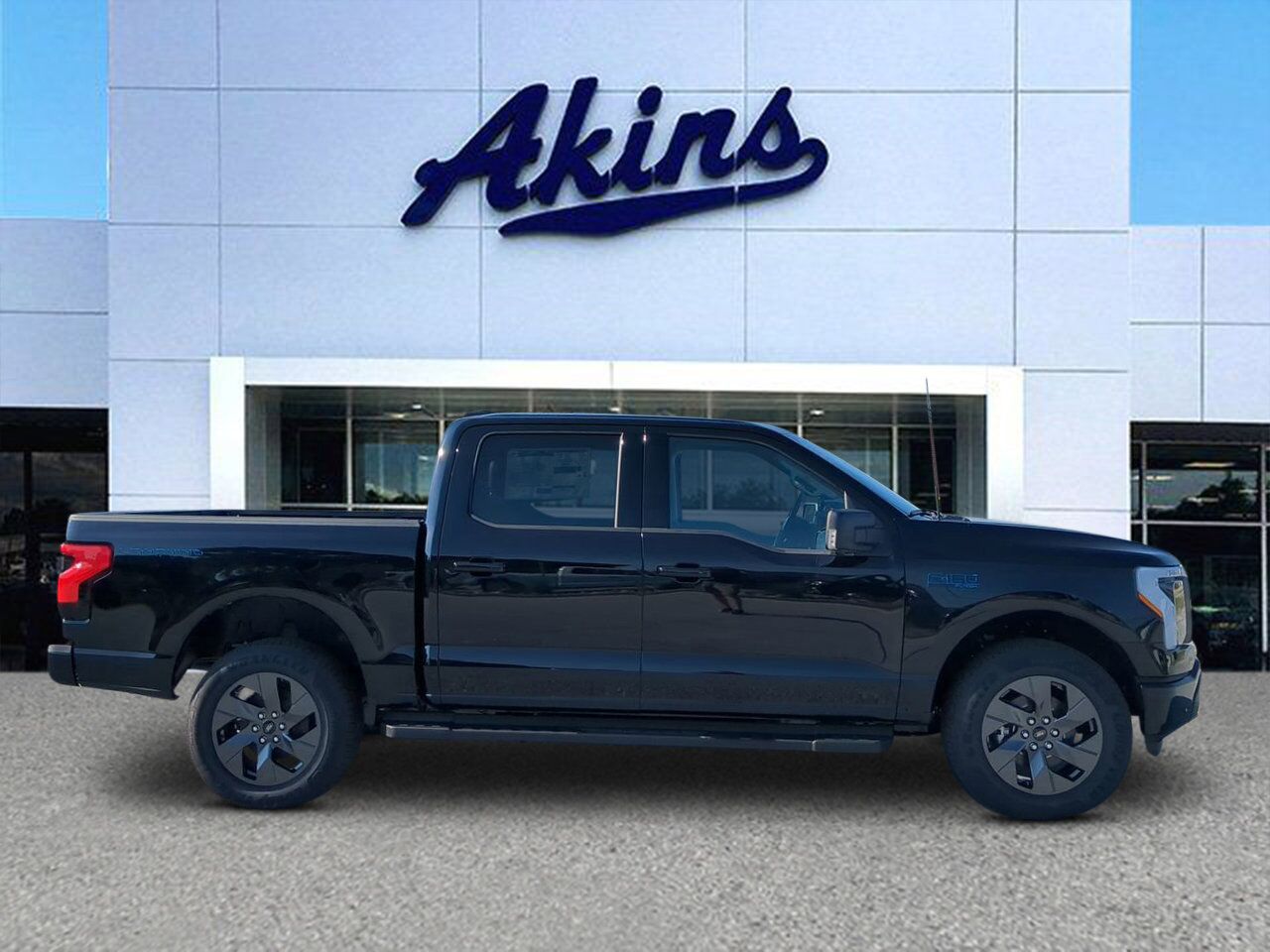 2025 Ford F-150 Lightning Flash Appleton WI 2025 Ford F-150 Lightning Flash Appleton WI