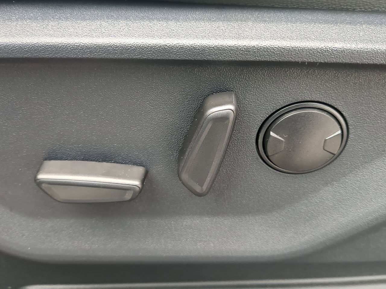 2025 Ford F-150 Lightning XLT Appleton WI