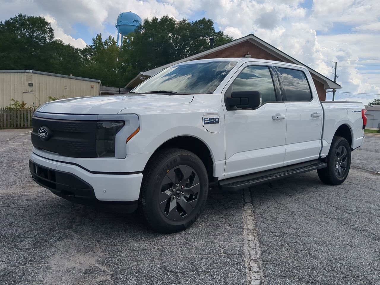 2025 Ford F-150 Lightning XLT Appleton WI