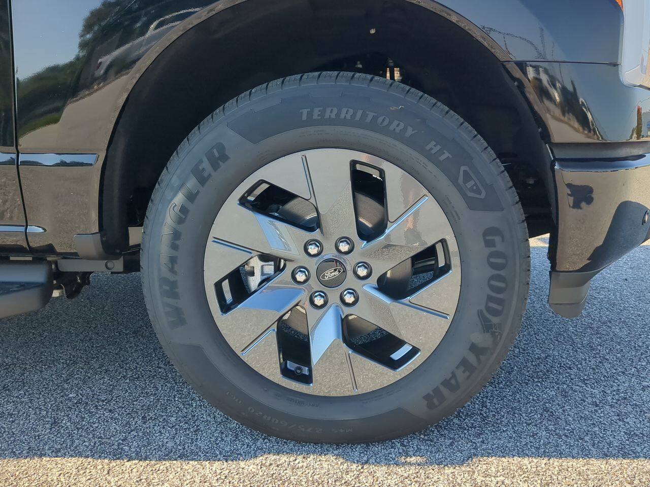 2025 Ford F-150 Lightning XLT Appleton WI