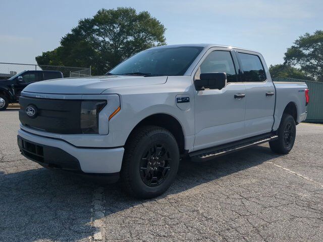 2025 Ford F-150 Lightning XLT Appleton WI
