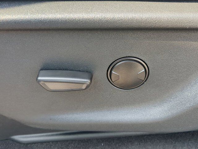 2025 Ford F-150 Lightning XLT Appleton WI
