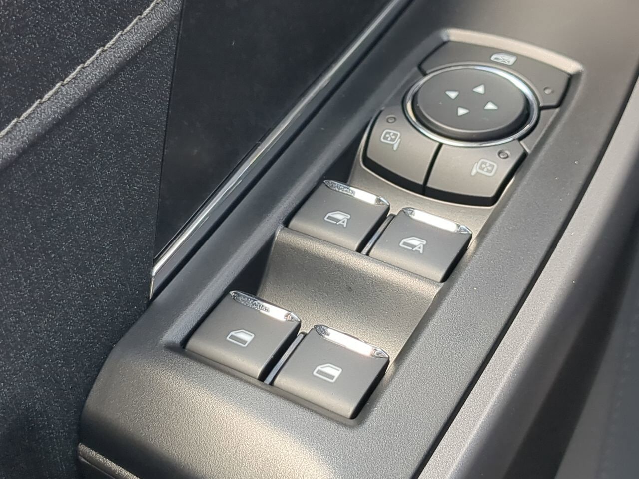 2025 Ford F-150 Lightning XLT Appleton WI