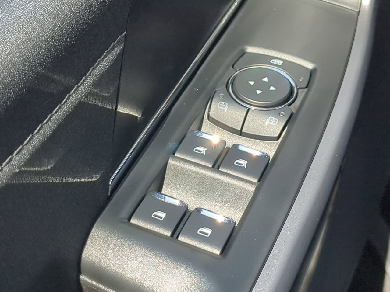 2025 Ford F-150 Lightning XLT Appleton WI