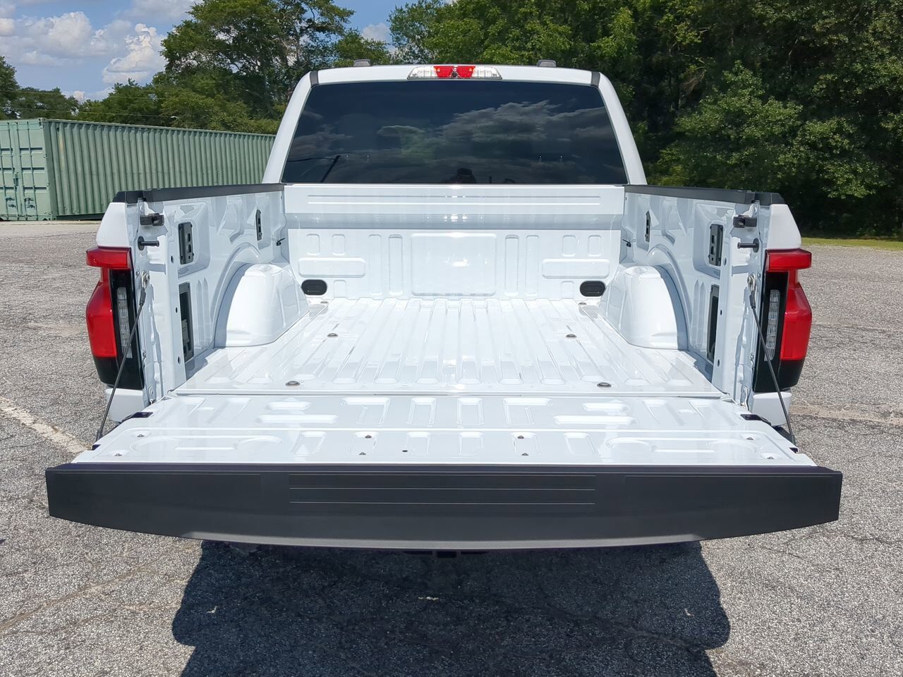 2025 Ford F-150 Lightning XLT Appleton WI