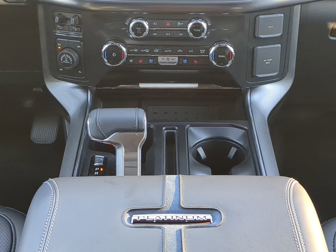 2025 Ford F-150 Platinum Appleton WI