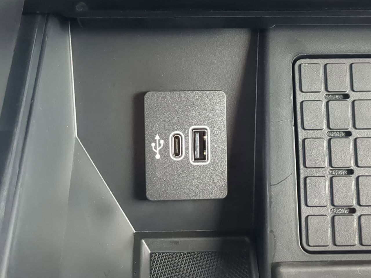 2025 Ford F-150 Raptor Appleton WI