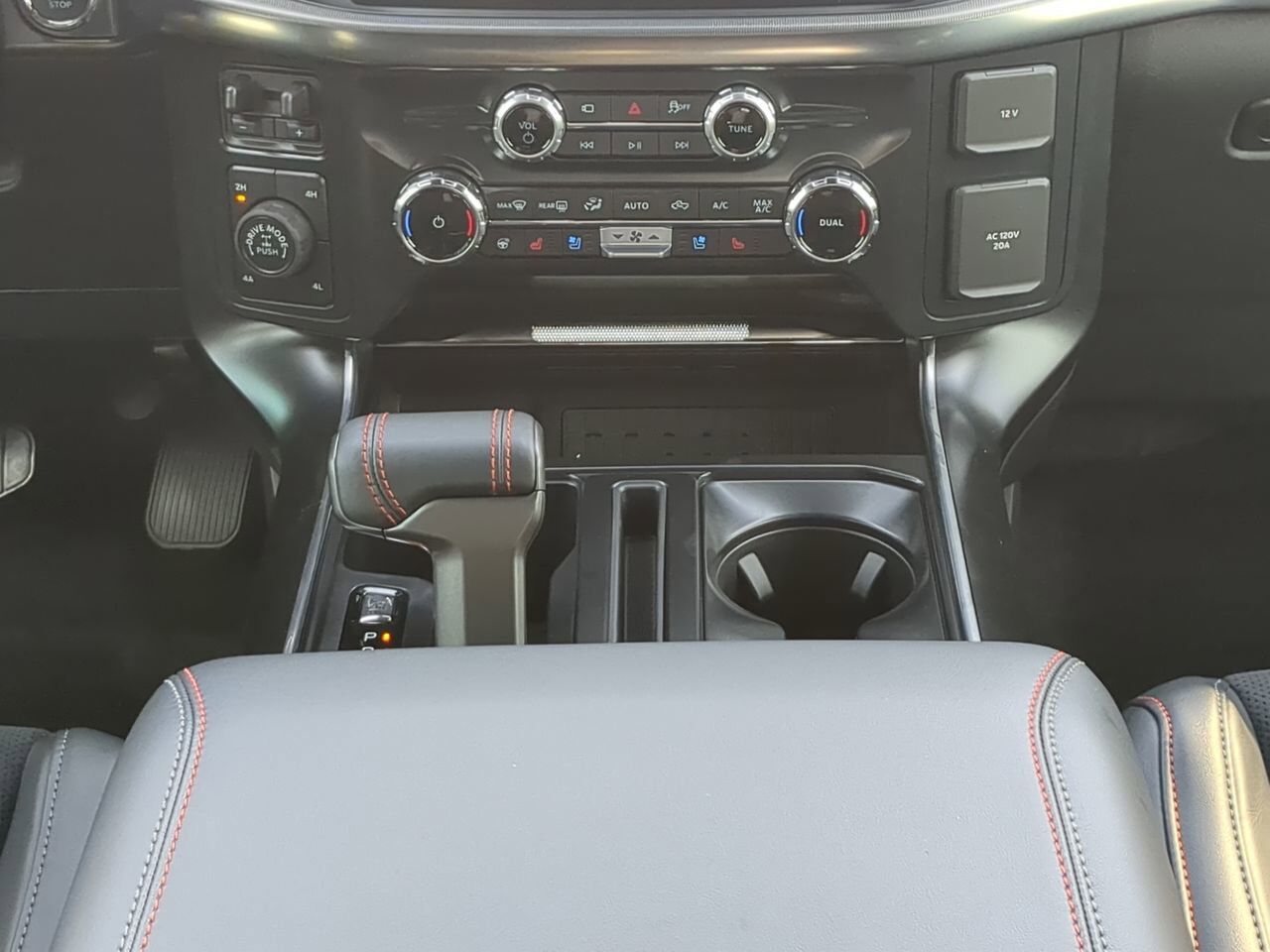 2025 Ford F-150 Raptor Appleton WI