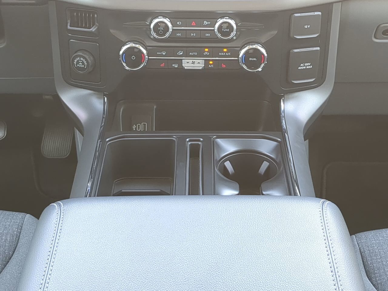 2025 Ford F-150 XLT Appleton WI