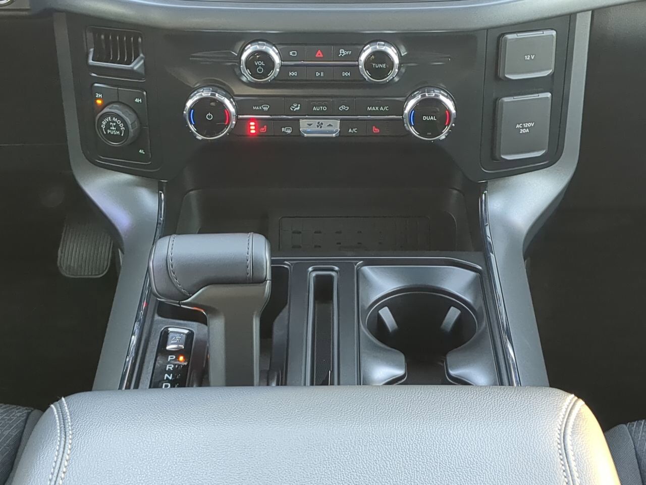 2025 Ford F-150 XLT Appleton WI