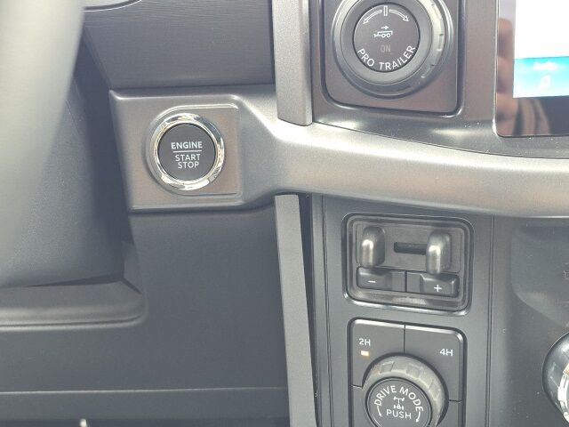 2025 Ford F-150 XLT Watertown SD 2025 Ford F-150 XLT Watertown SD