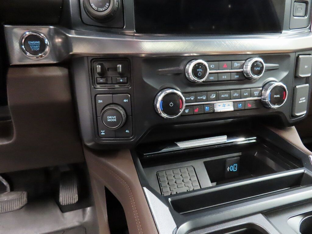 2025 Ford F-250 Super Duty 4x4 Crew Cab King Ranch Fond du Lac WI
