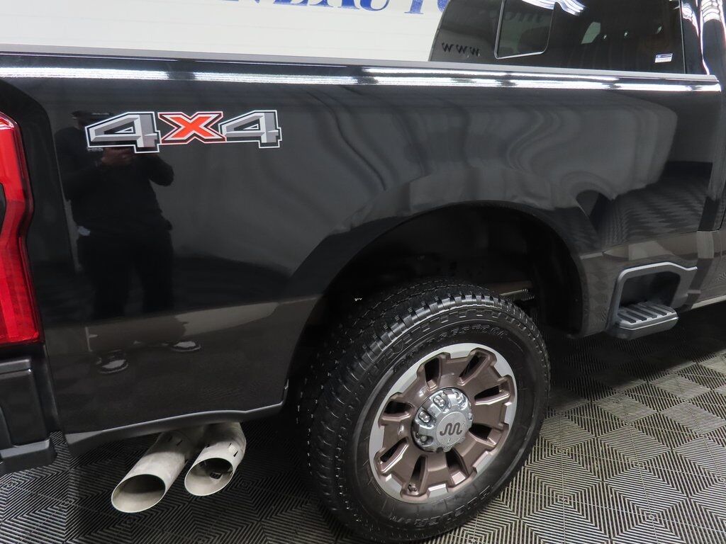 2025 Ford F-250 Super Duty 4x4 Crew Cab King Ranch Fond du Lac WI