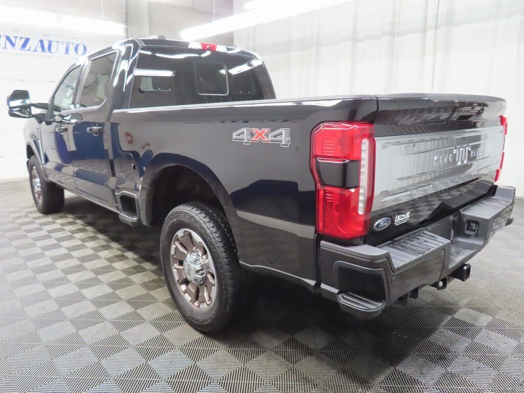 2025 Ford F-250 Super Duty 4x4 Crew Cab King Ranch Fond du Lac WI