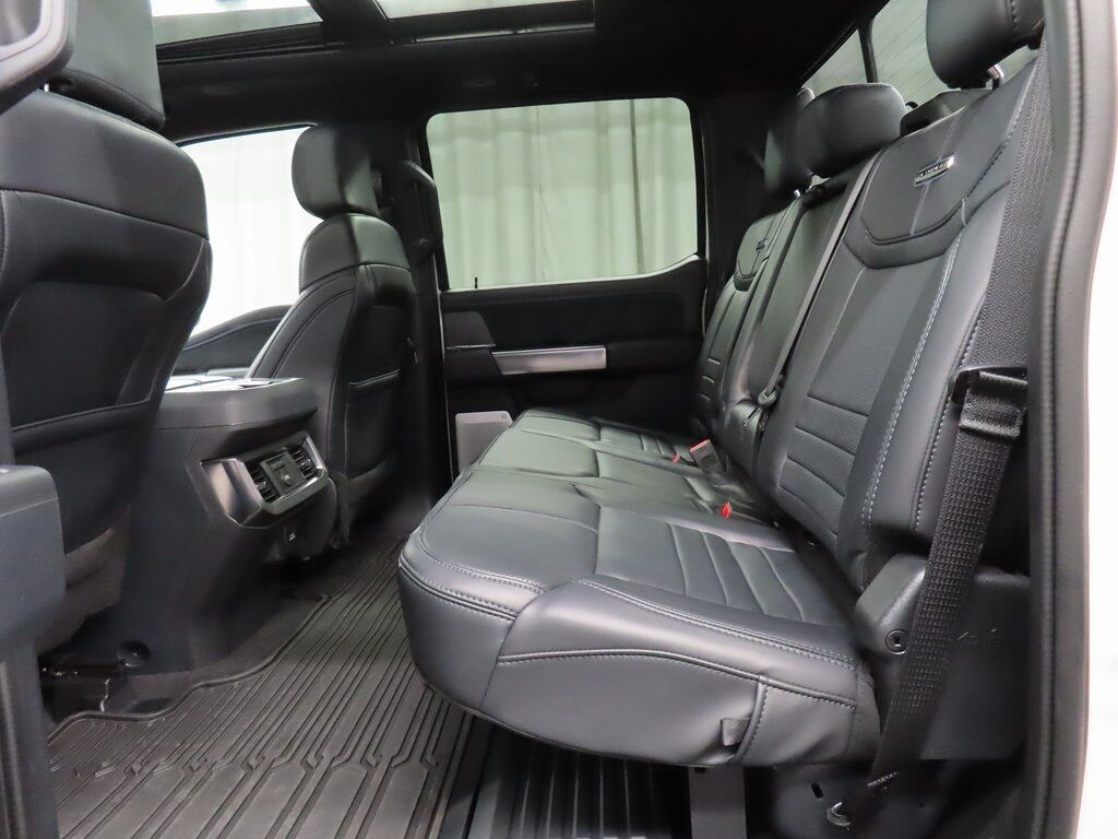 2025 Ford F-250 Super Duty 4x4 Crew Cab Platinum Fond du Lac WI