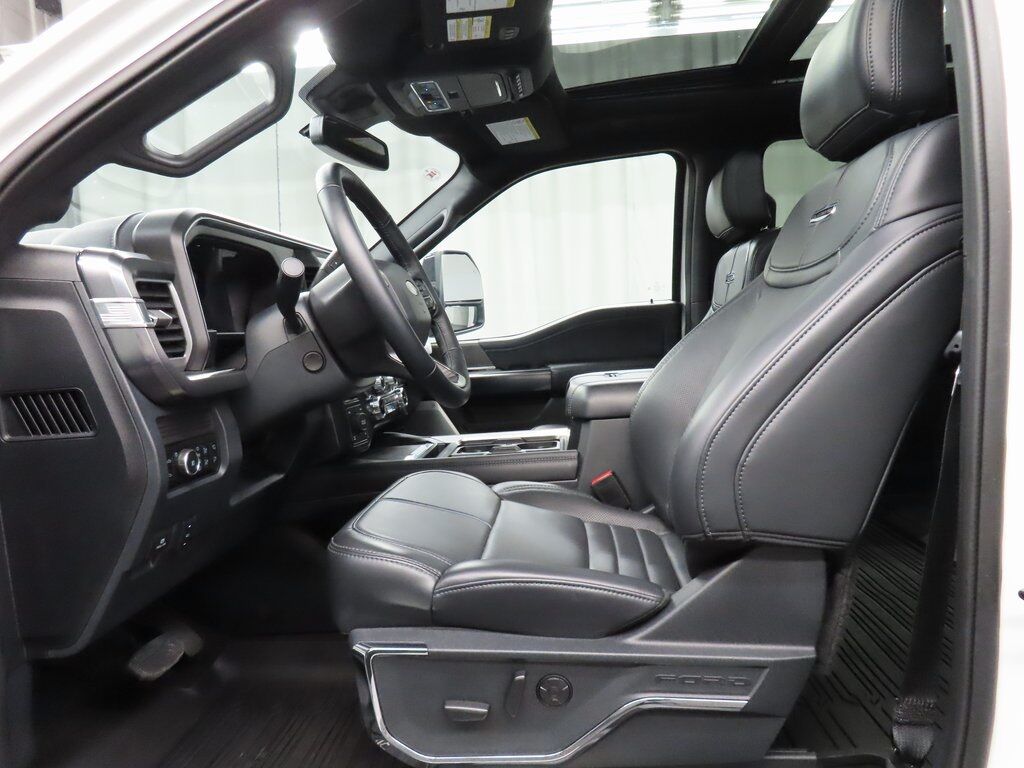 2025 Ford F-250 Super Duty 4x4 Crew Cab Platinum Fond du Lac WI