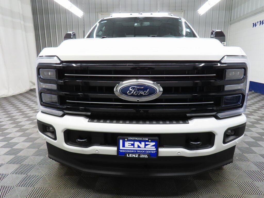2025 Ford F-250 Super Duty 4x4 Crew Cab Platinum Fond du Lac WI