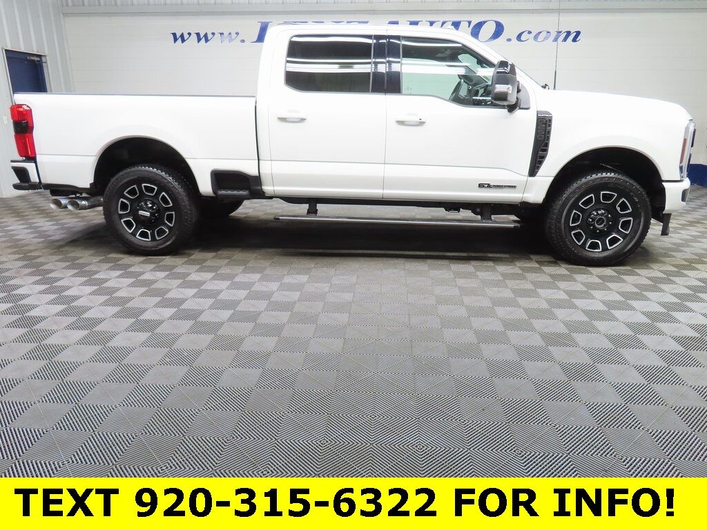 2025 Ford F-250 Super Duty 4x4 Crew Cab Platinum Fond du Lac WI