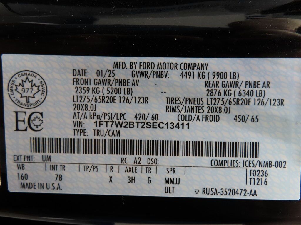 2025 Ford F-250 Super Duty 4x4 Crew Cab Platinum Fond du Lac WI 2025 Ford F-250 Super Duty 4x4 Crew Cab Platinum Fond du Lac WI