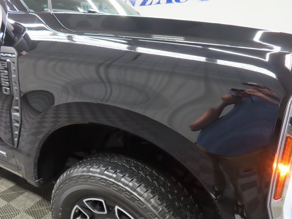 2025 Ford F-250 Super Duty 4x4 Crew Cab Platinum Fond du Lac WI 2025 Ford F-250 Super Duty 4x4 Crew Cab Platinum Fond du Lac WI