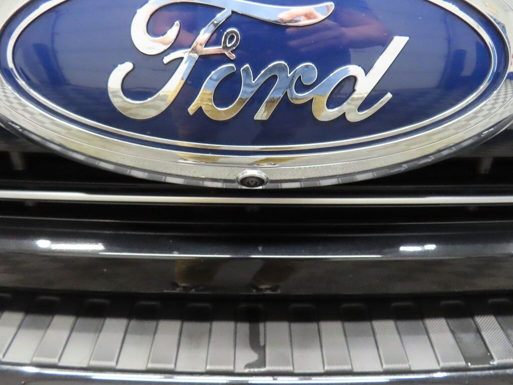 2025 Ford F-250 Super Duty 4x4 Crew Cab Platinum Fond du Lac WI 2025 Ford F-250 Super Duty 4x4 Crew Cab Platinum Fond du Lac WI