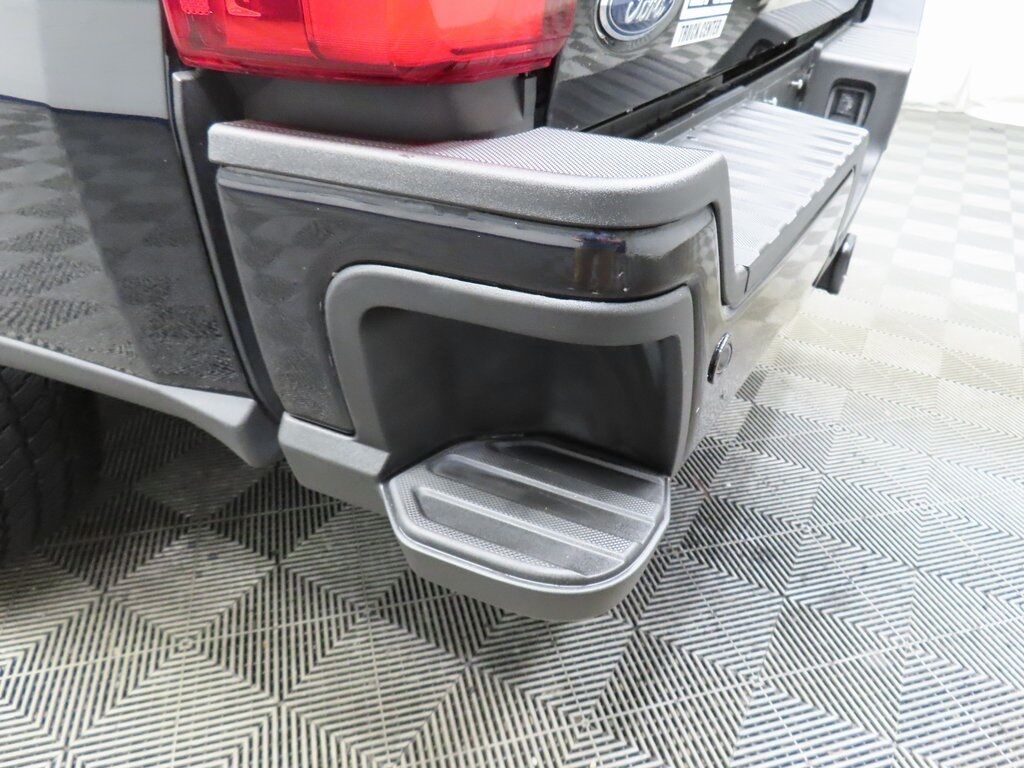 2025 Ford F-250 Super Duty 4x4 Crew Cab Platinum Fond du Lac WI 2025 Ford F-250 Super Duty 4x4 Crew Cab Platinum Fond du Lac WI