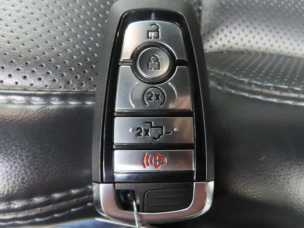 2025 Ford F-250 Super Duty 4x4 Crew Cab Platinum Fond du Lac WI 2025 Ford F-250 Super Duty 4x4 Crew Cab Platinum Fond du Lac WI