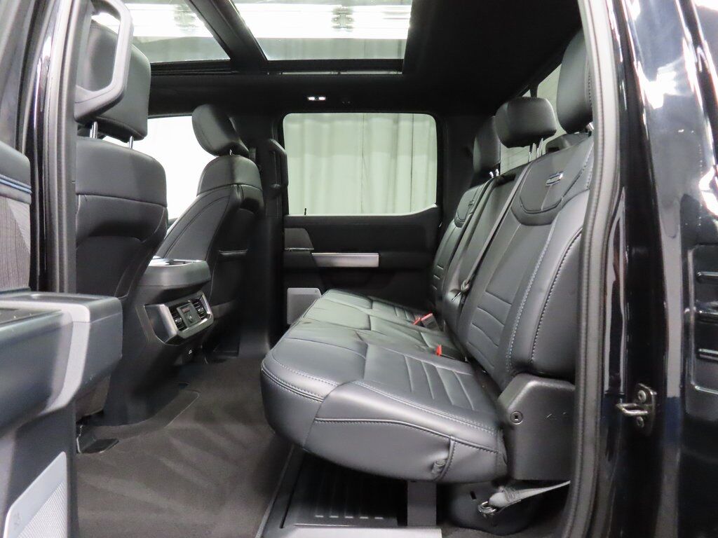 2025 Ford F-250 Super Duty 4x4 Crew Cab Platinum Fond du Lac WI 2025 Ford F-250 Super Duty 4x4 Crew Cab Platinum Fond du Lac WI