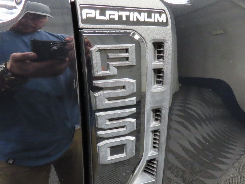 2025 Ford F-250 Super Duty 4x4 Crew Cab Platinum Fond du Lac WI 2025 Ford F-250 Super Duty 4x4 Crew Cab Platinum Fond du Lac WI