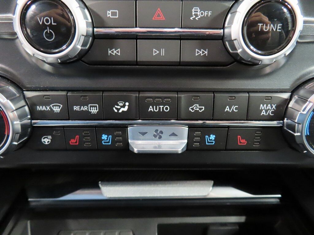 2025 Ford F-250 Super Duty 4x4 Crew Cab Platinum Fond du Lac WI 2025 Ford F-250 Super Duty 4x4 Crew Cab Platinum Fond du Lac WI