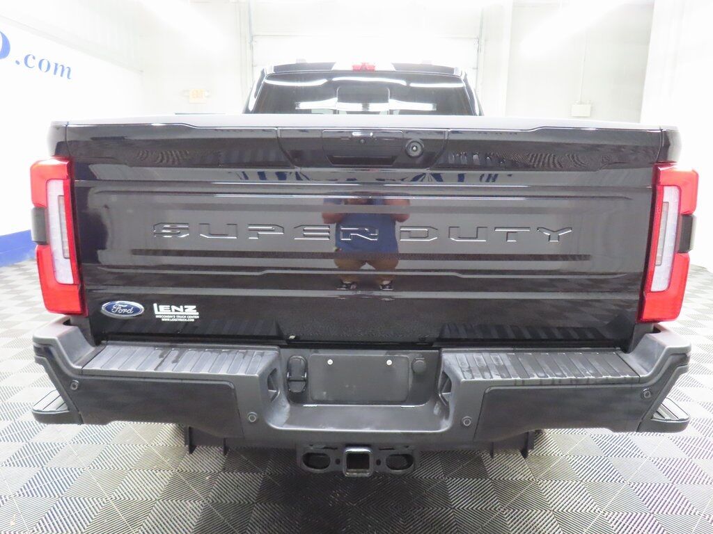 2025 Ford F-250 Super Duty 4x4 Crew Cab Platinum Fond du Lac WI 2025 Ford F-250 Super Duty 4x4 Crew Cab Platinum Fond du Lac WI