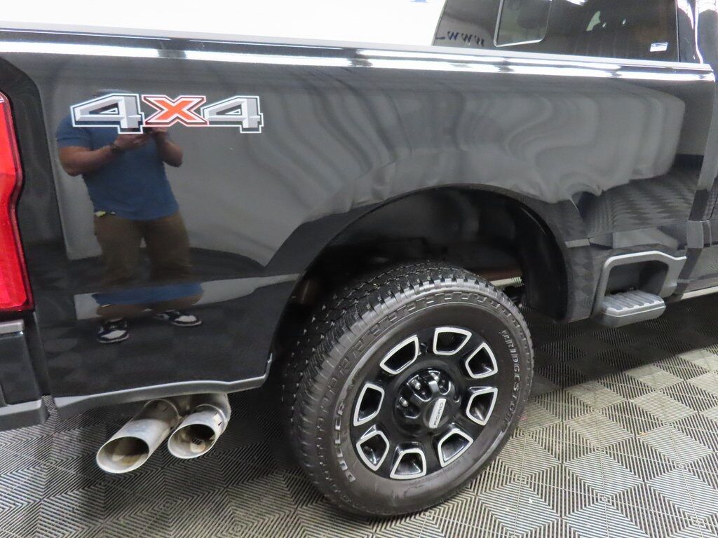 2025 Ford F-250 Super Duty 4x4 Crew Cab Platinum Fond du Lac WI 2025 Ford F-250 Super Duty 4x4 Crew Cab Platinum Fond du Lac WI