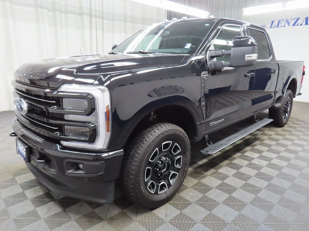2025 Ford F-250 Super Duty 4x4 Crew Cab Platinum Fond du Lac WI 2025 Ford F-250 Super Duty 4x4 Crew Cab Platinum Fond du Lac WI